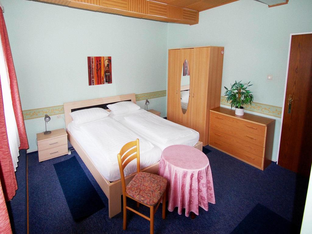 Hotel Konert Bergheim  Zewnętrze zdjęcie